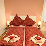 Gk2-urlaubsmagie - Helle Mit Vollausgestatteter Küche, Bis Zu 6p Apartment