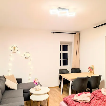 Apartment Gk2-urlaubsmagie - Helle Mit Vollausgestatteter Küche, Bis Zu 6p Sebnitz